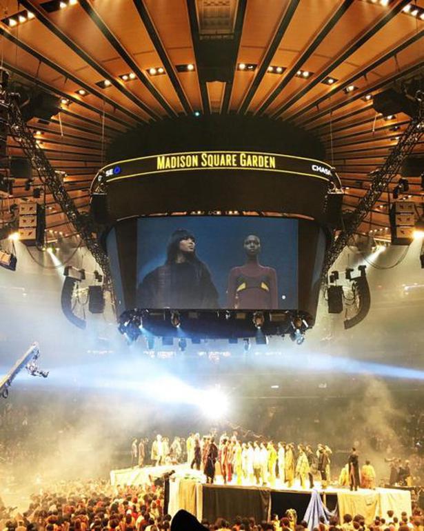 Inside Kanye West S Yeezy Season 3 Show Viva