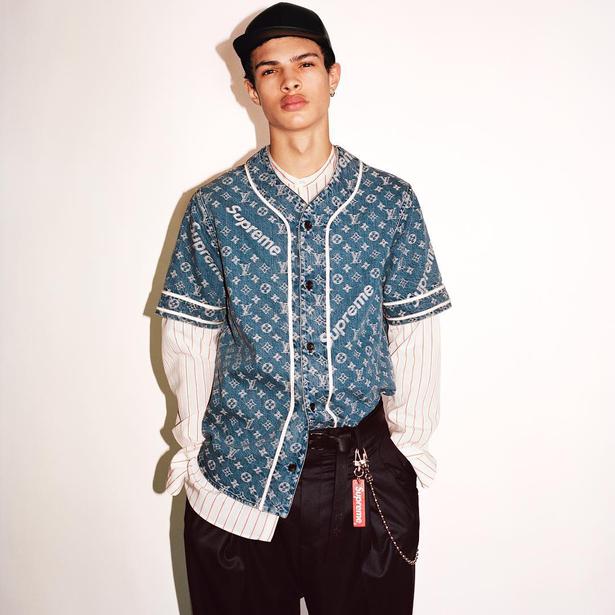 Tumult lave mad cerebrum Louis Vuitton Collaborates with Supreme - Viva