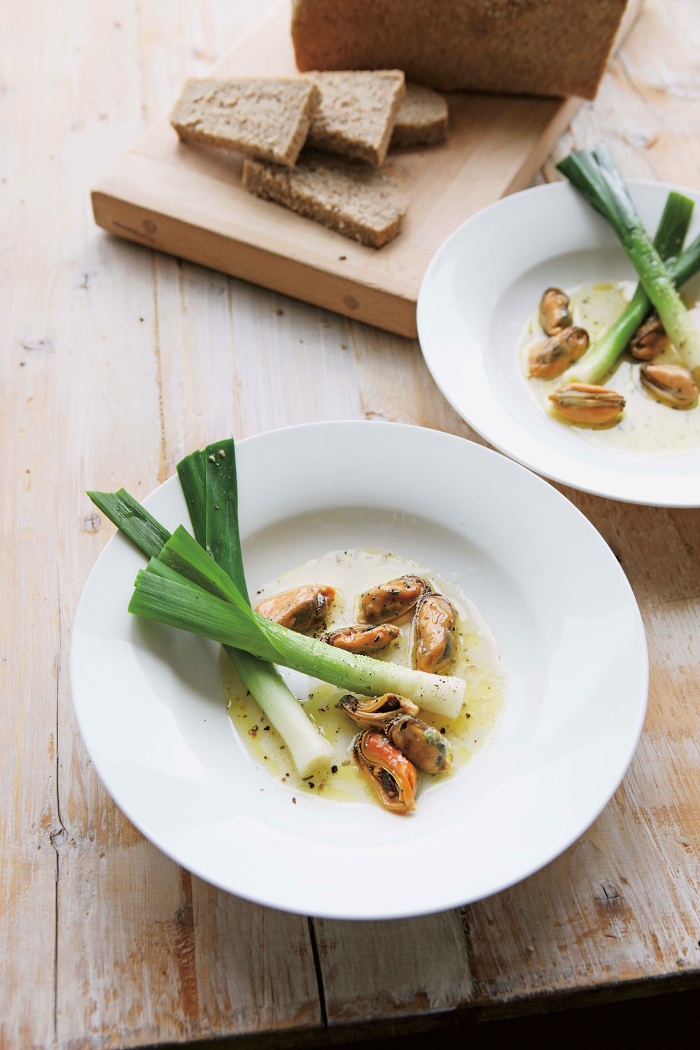 River Cottage S Mussels Leeks And Cider Recipe Viva