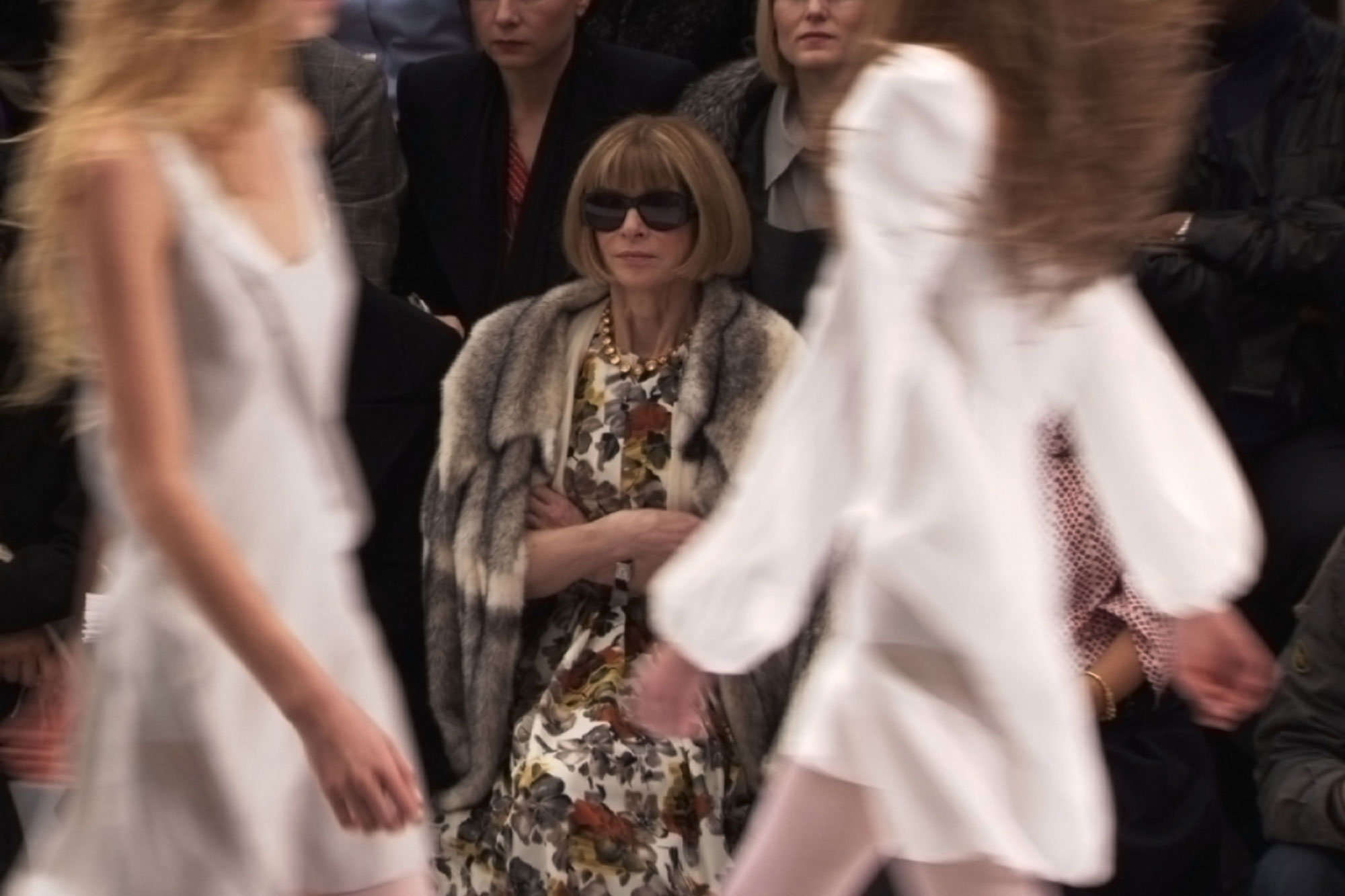 Watch Proof Anna Wintour Is Funnier Than Seth Meyers video Watch Proof Anna Wintour Is Funnier Than Seth Meyers video