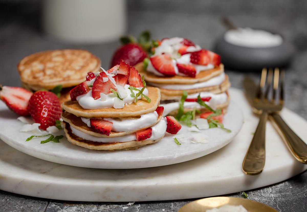 Gluten-Free Banana Pikelets Recipe with Coconut Yoghurt - Viva