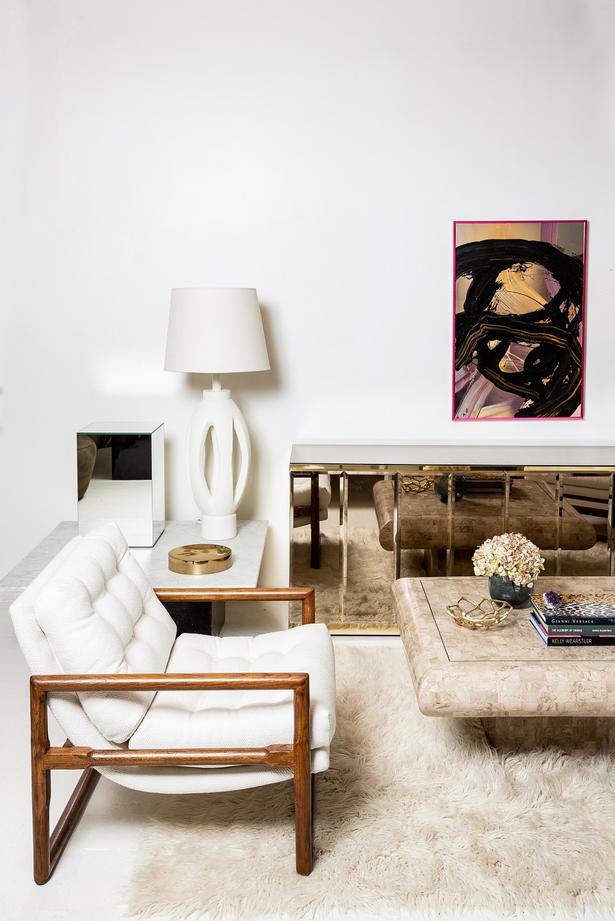 Featured image of post Lynn Coffee Table - Marble And Gold - Many different kinds of coffee tables are available at walmart.com, including table sets with matching end.