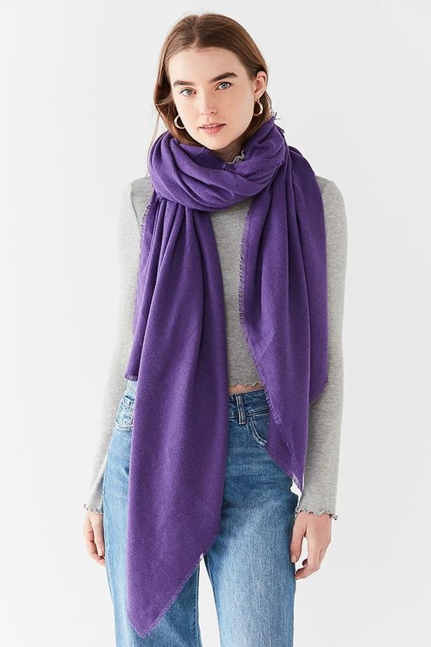 Cosy Scarves to Keep You Warm - Viva