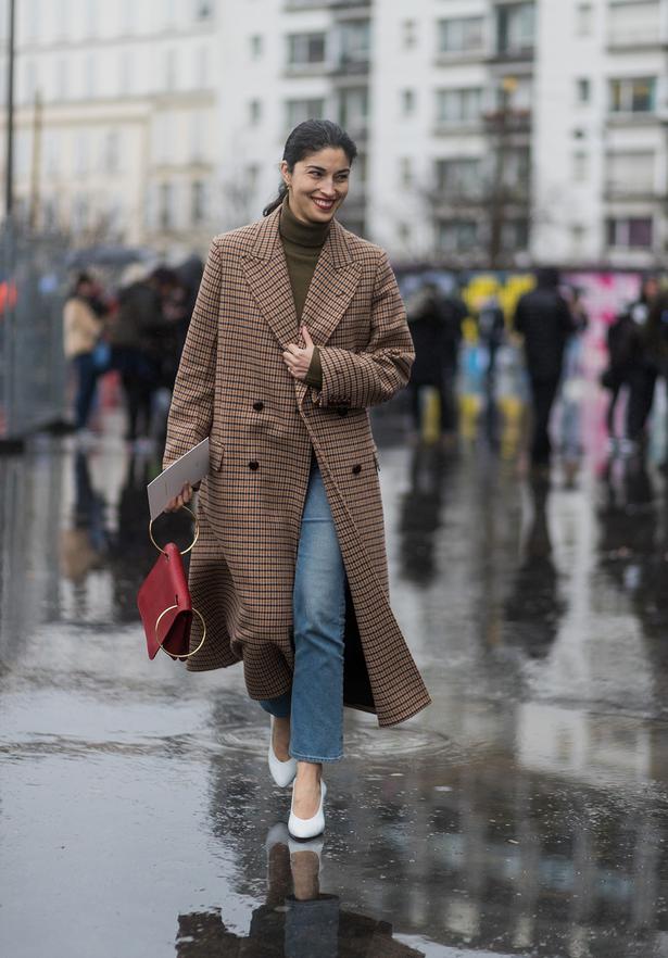 Street Style from Paris Fashion Week - Viva