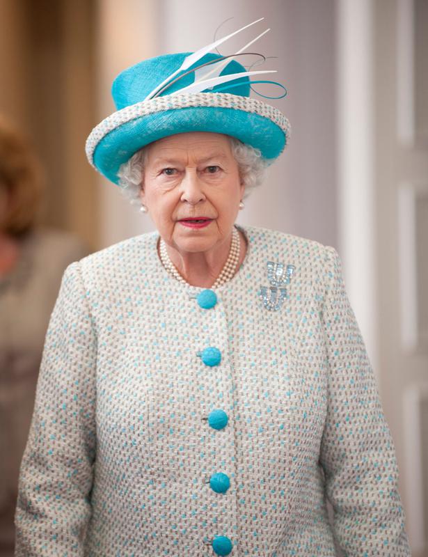 Style File: Why Queen Elizabeth's Fashion Evolution Is A Lesson In ...