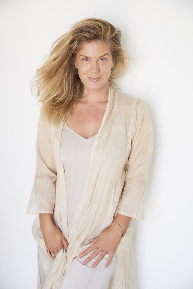 Rachel Hunter Wants You To Pause For A Moment Viva