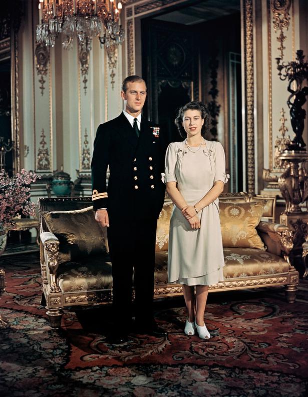 Style File: Why Queen Elizabeth's Fashion Evolution Is A ...