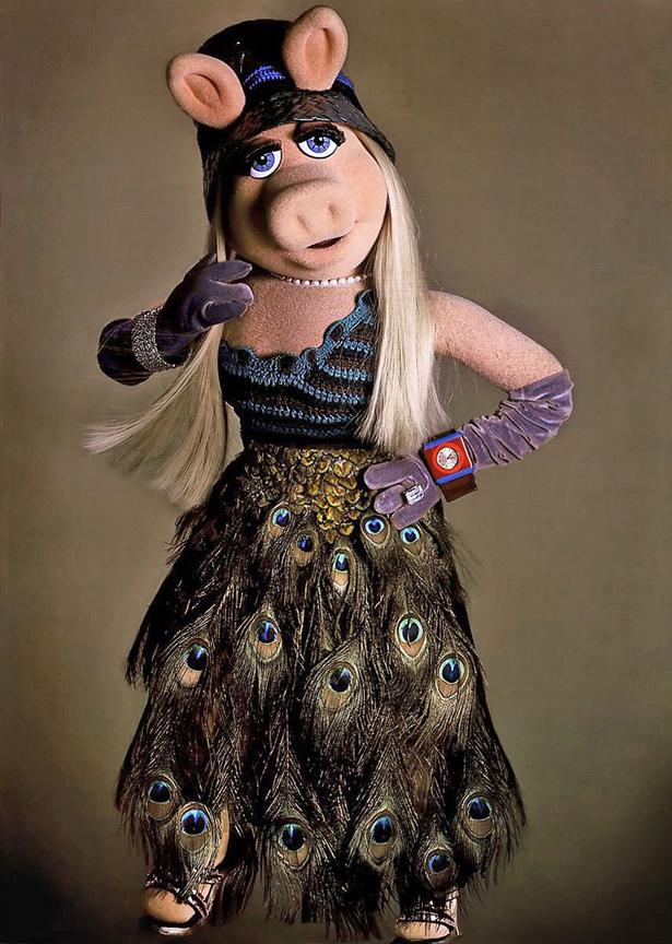 Style File The Evolution Of Miss Piggy S Glamorous Style Viva